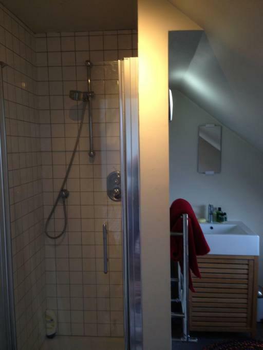 Fishponds Retreat Homestay ブリストル エクステリア 写真