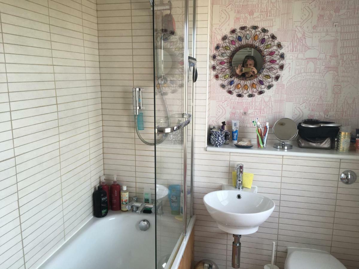 Fishponds Retreat Homestay ブリストル エクステリア 写真